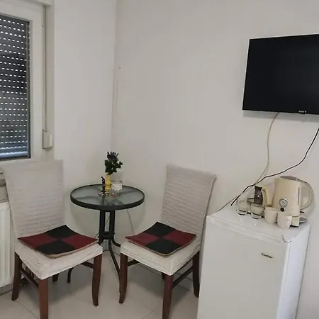 Prenociste Sana Sanski