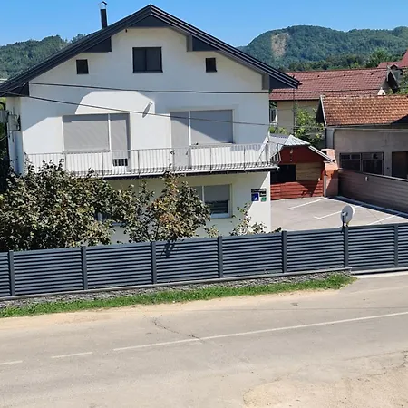 Prenociste Sana Sanski Vendégház